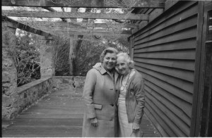 1969-10 KSP with Soviet friend last picture written on back slwa_b3822418_1